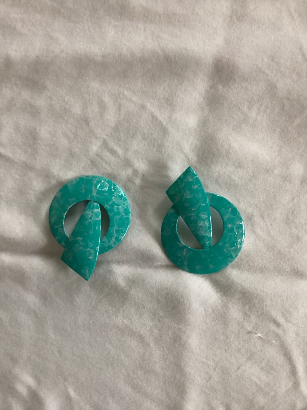 Turquoise Resin Circle Clip Earrings - Unbranded